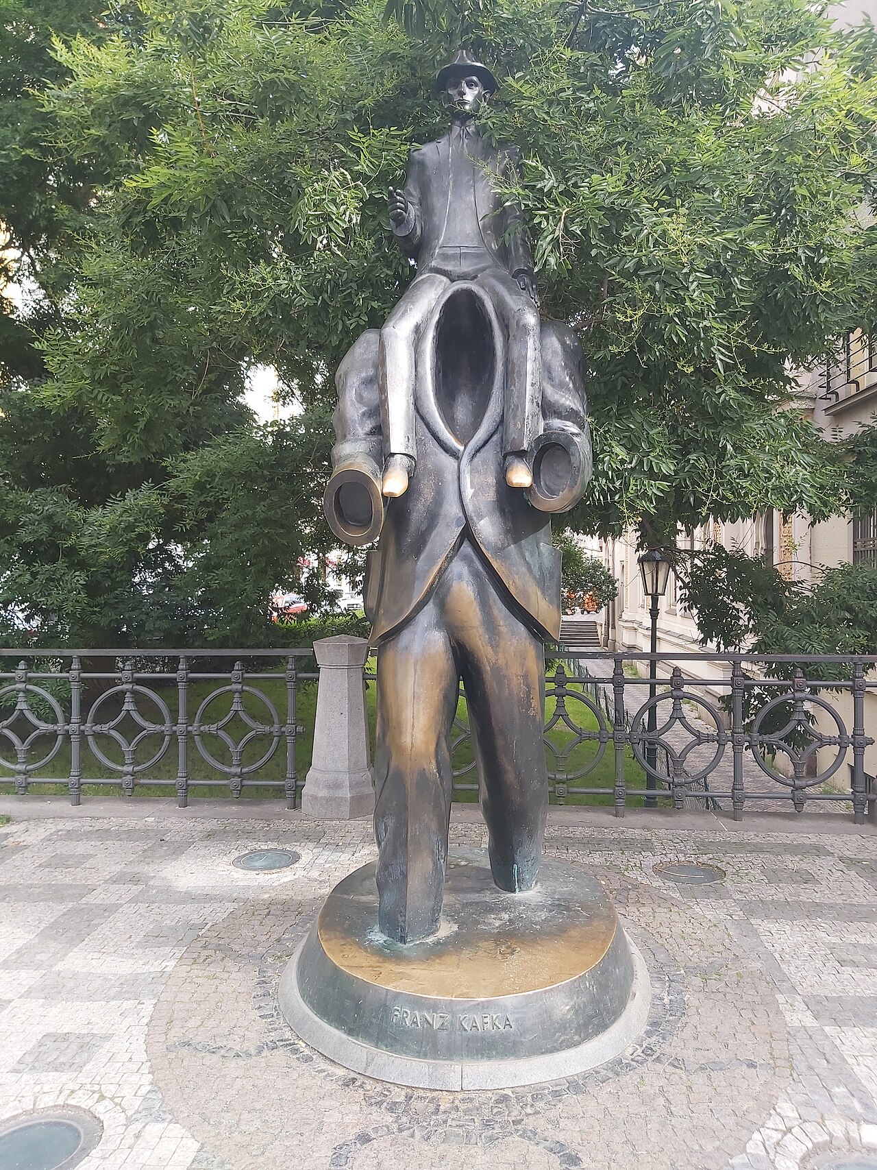 Памятник Францу Кафке
